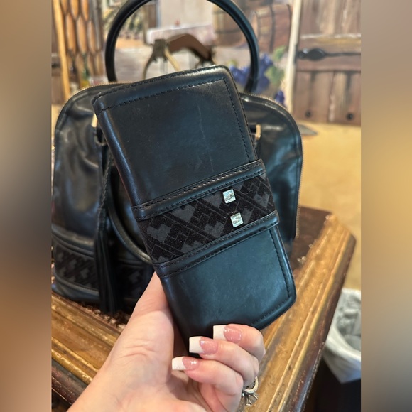 Gorgeous L.A.M.B by Gwen Stefani Bowler Bag and Wallet Set - Picture 16 of 16